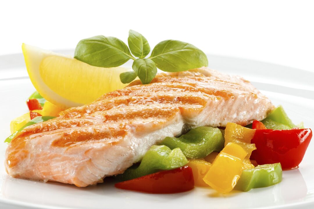 Ψάρια στον ατμό ή ψητά σε δίαιτα πλούσια σε πρωτεΐνες
